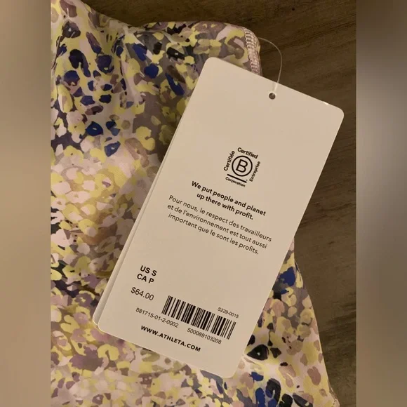 NWT Athleta Crop - Picture 3 of 6